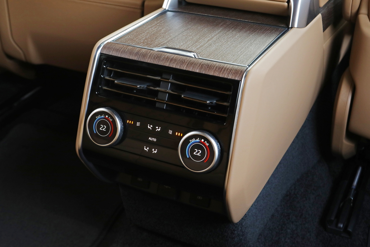 2025 Land Rover RANGE ROVER null
