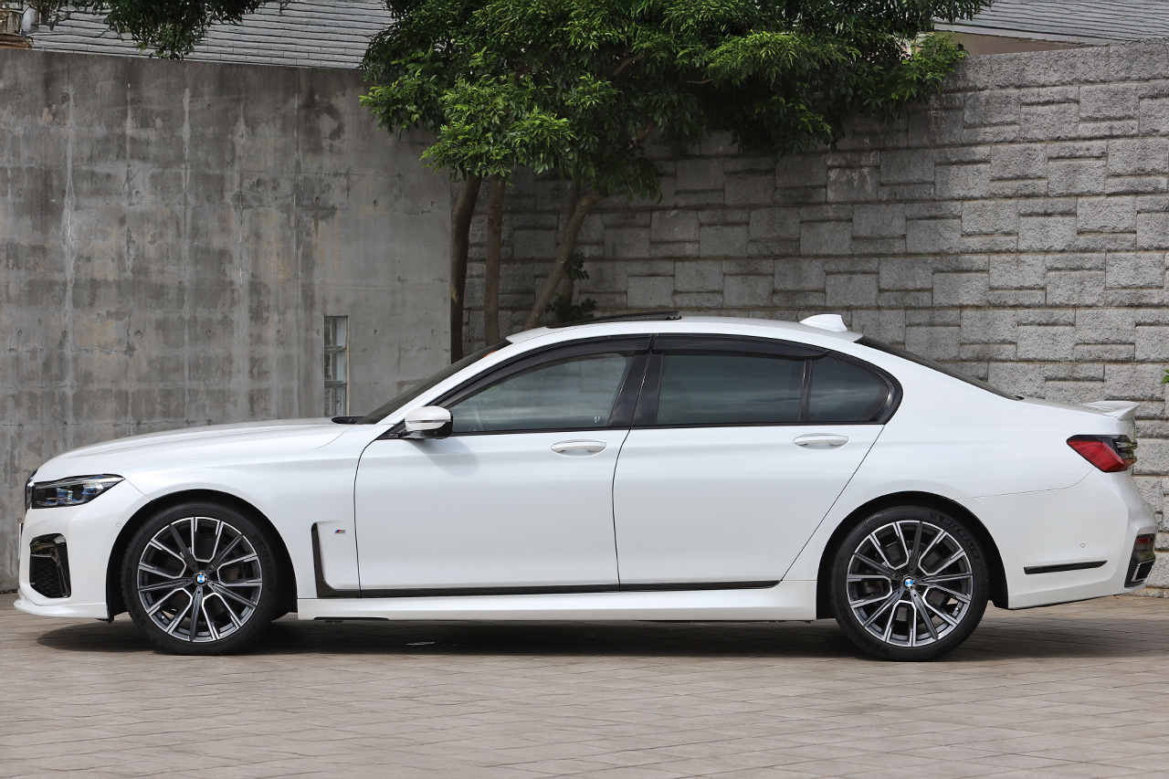 2021 BMW 7 SERIES 