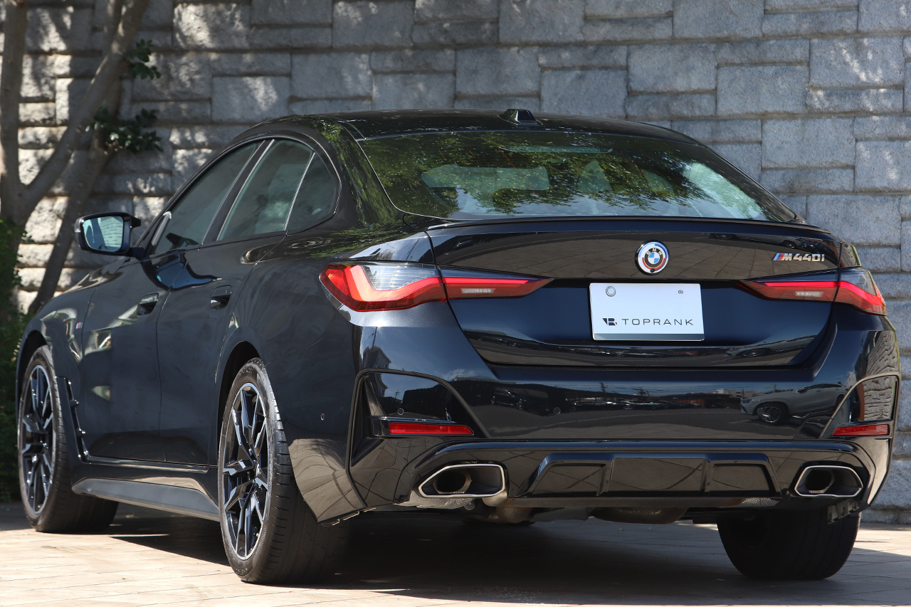 2023 BMW 4 SERIES null