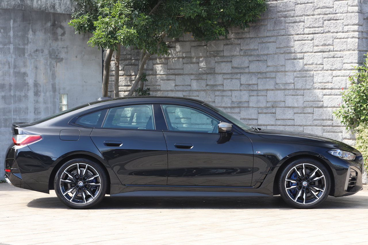 2023 BMW 4 SERIES null