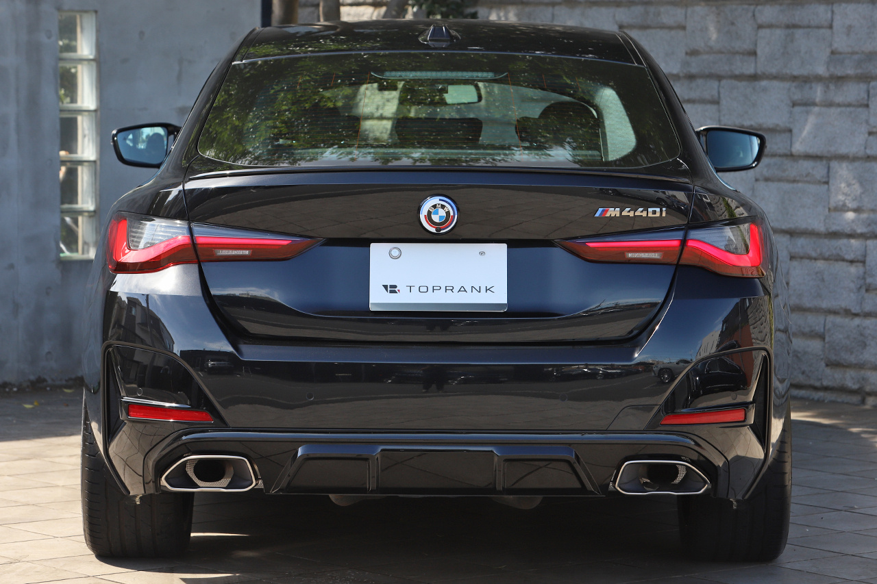2023 BMW 4 SERIES null