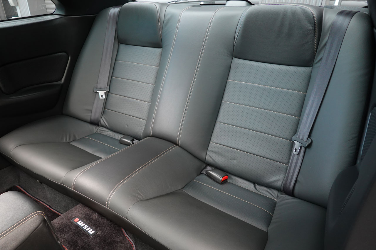 2002 Nissan SKYLINE GT-R BNR34 R34 Skyline GT-R M-SPEC, ONE OWNER, Exclusive Leather Seats,