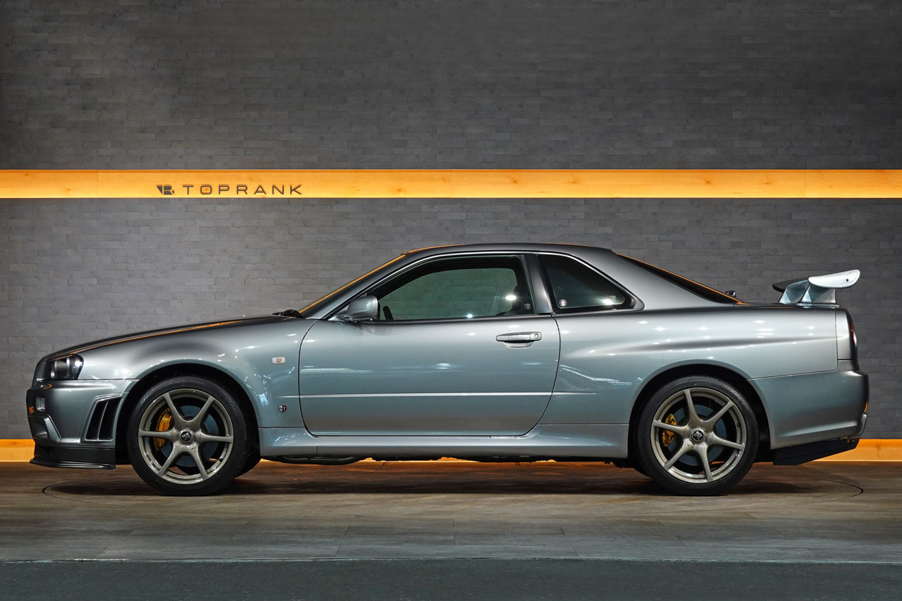 2002 Nissan SKYLINE GT-R BNR34 R34 Skyline GT-R M-SPEC, ONE OWNER, Exclusive Leather Seats,