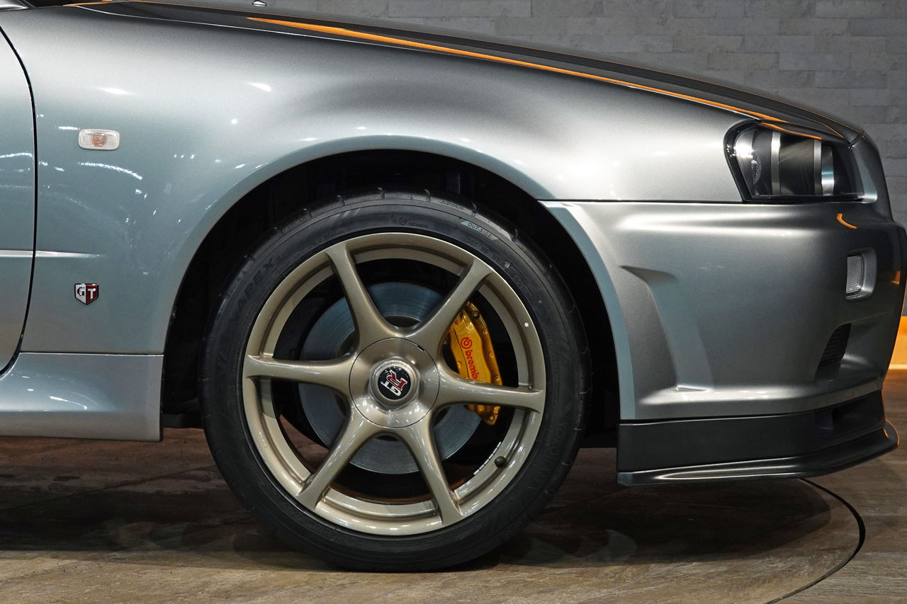 2002 Nissan SKYLINE GT-R BNR34 R34 Skyline GT-R M-SPEC, ONE OWNER, Exclusive Leather Seats,