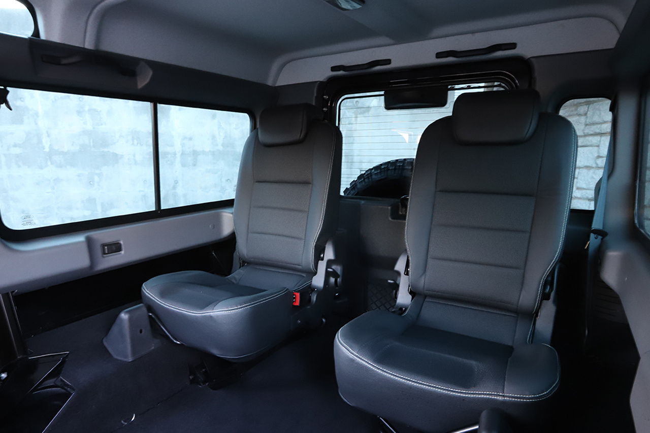2015 Land Rover DEFENDER null