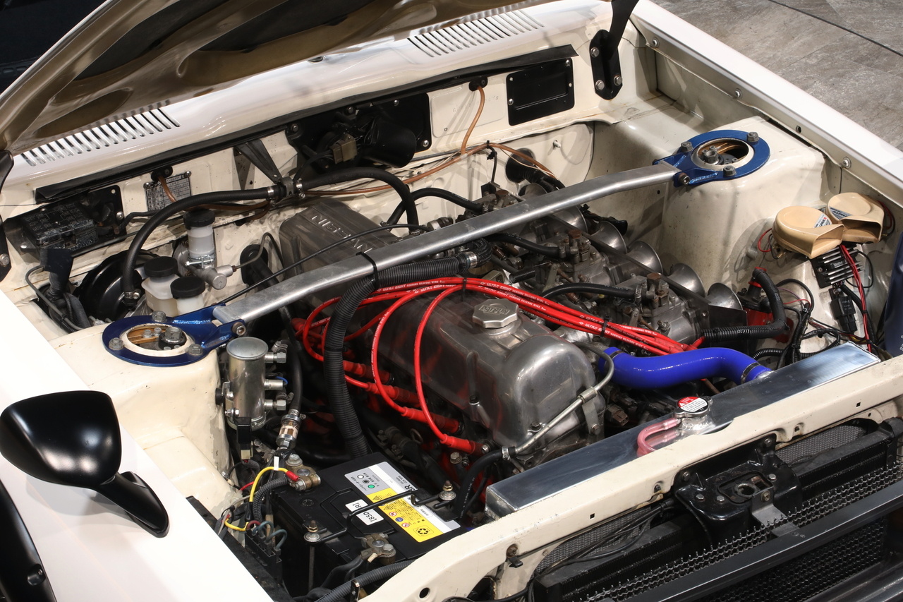 1976 Nissan SKYLINE GC111 Kenmeri Skyline 2000GT-X, L28 Engine, Skyline 2000GT-R Style Exterior, Speedstar 14 In Wheels