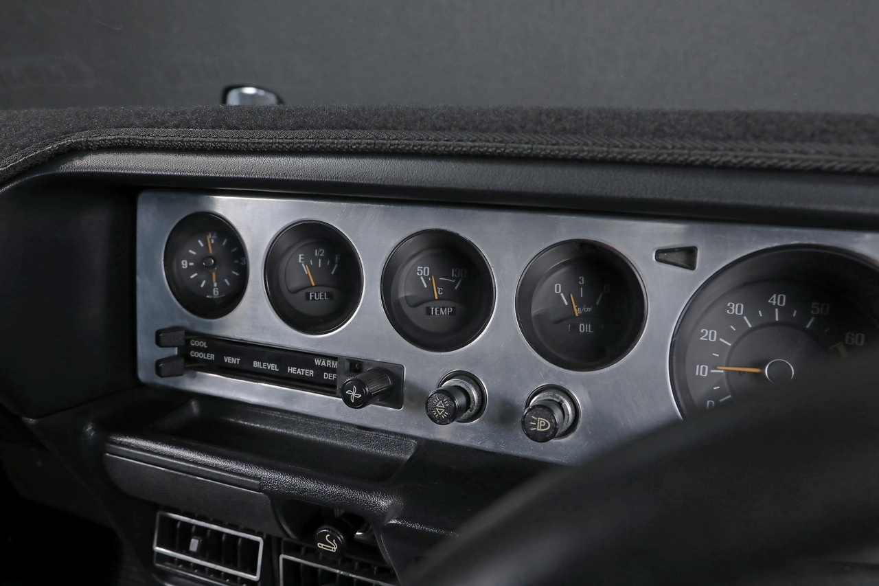 1976 Nissan SKYLINE GC111 Kenmeri Skyline 2000GT-X, L28 Engine, Skyline 2000GT-R Style Exterior, Speedstar 14 In Wheels