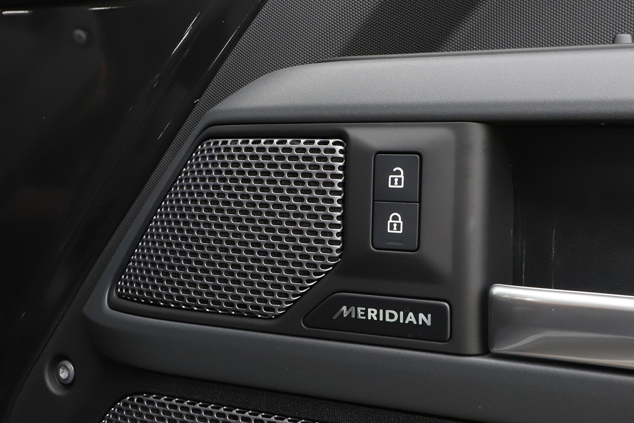 2024 Land Rover DEFENDER null