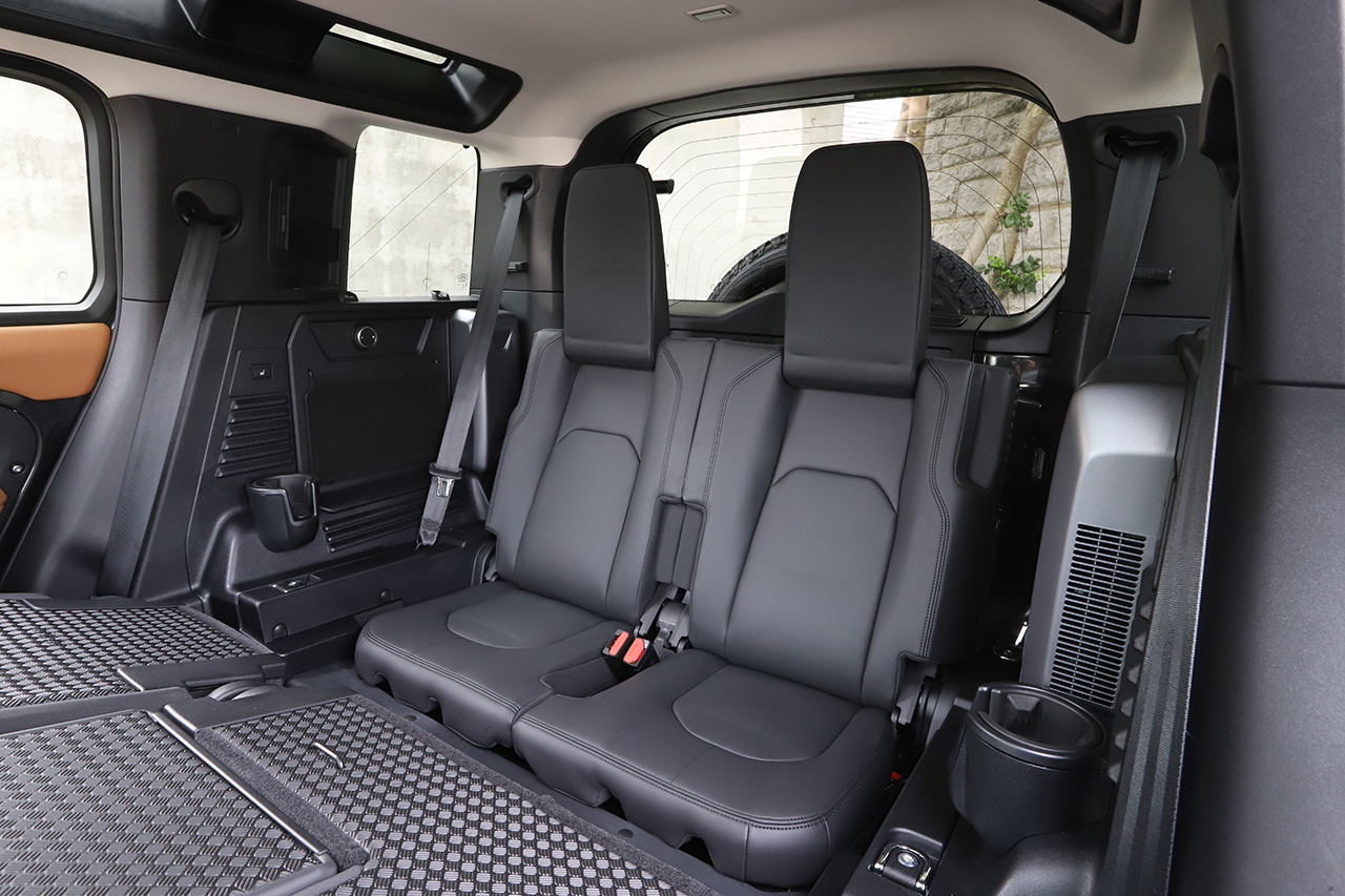 2024 Land Rover DEFENDER null