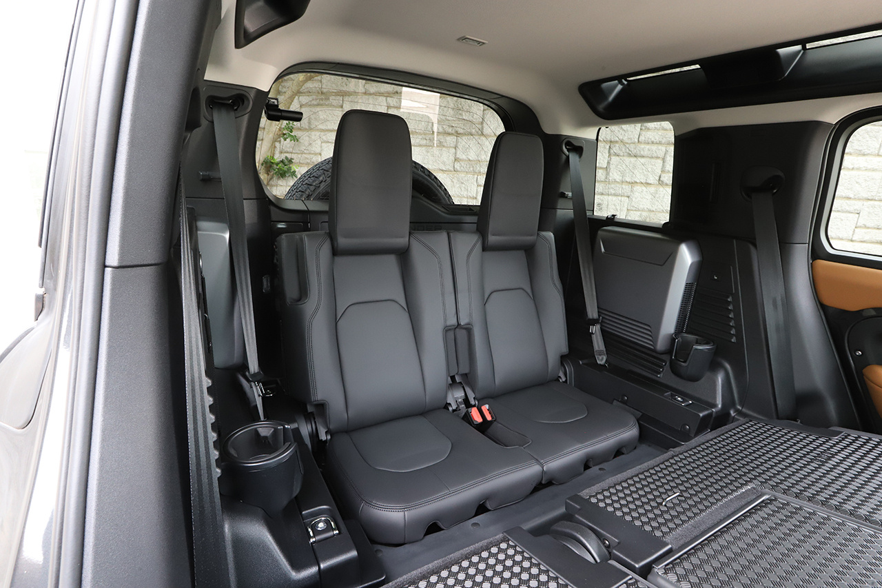 2024 Land Rover DEFENDER null