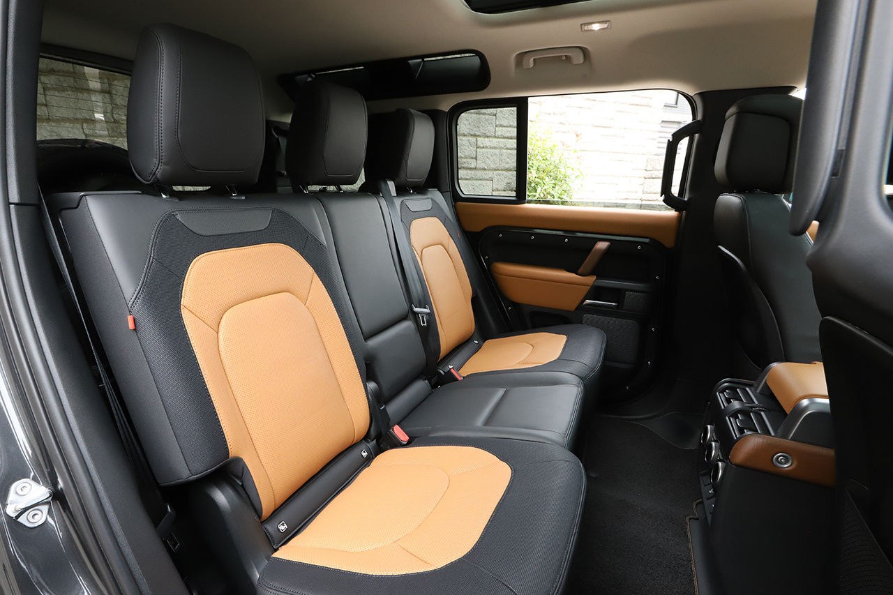 2024 Land Rover DEFENDER null