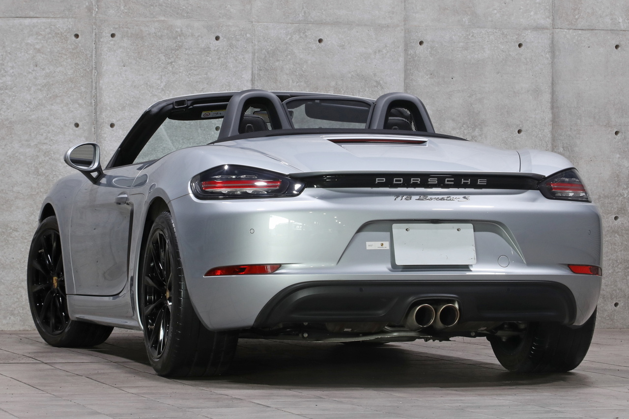 2020 Porsche 718 BOXSTER null