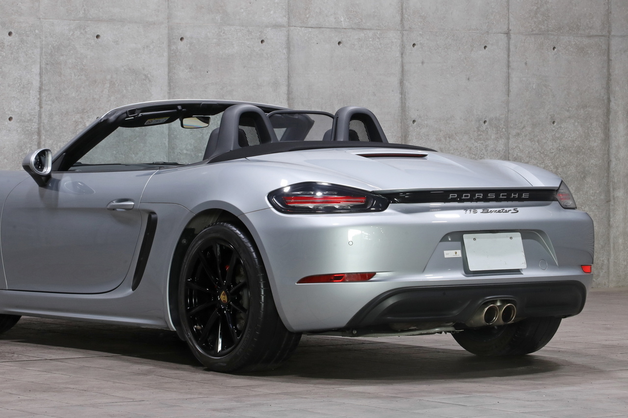 2020 Porsche 718 BOXSTER null