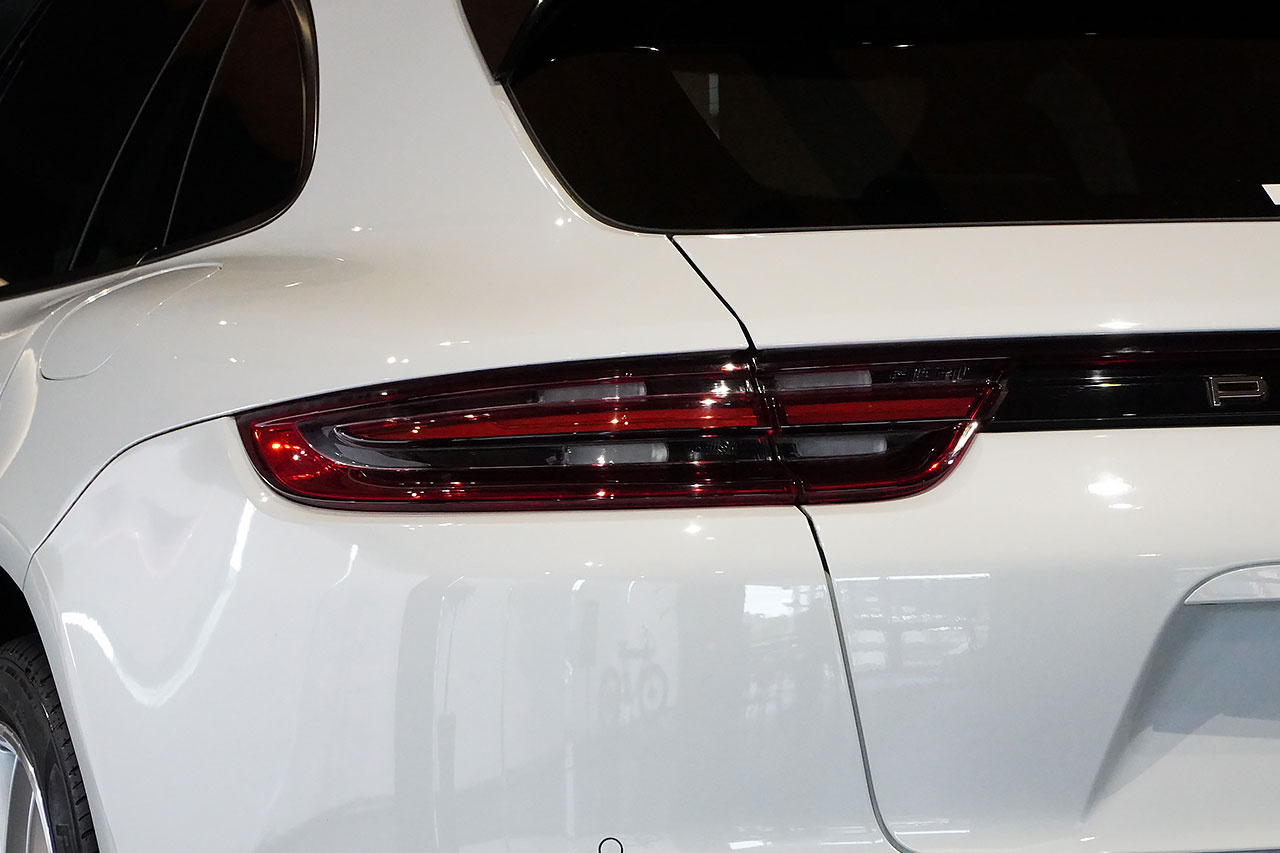 2019 Porsche PANAMERA null