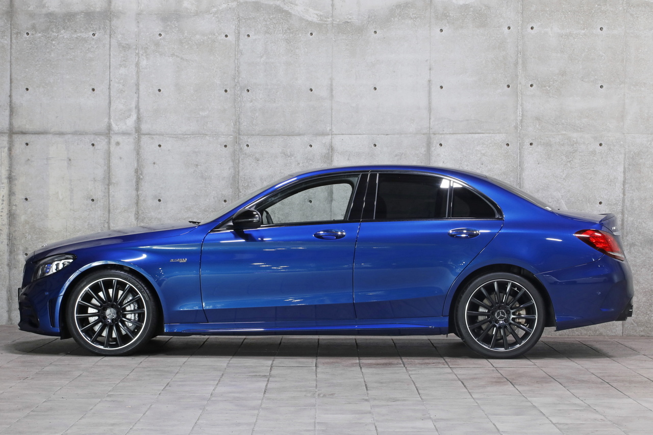 2018 Mercedes-AMG C CLASS null