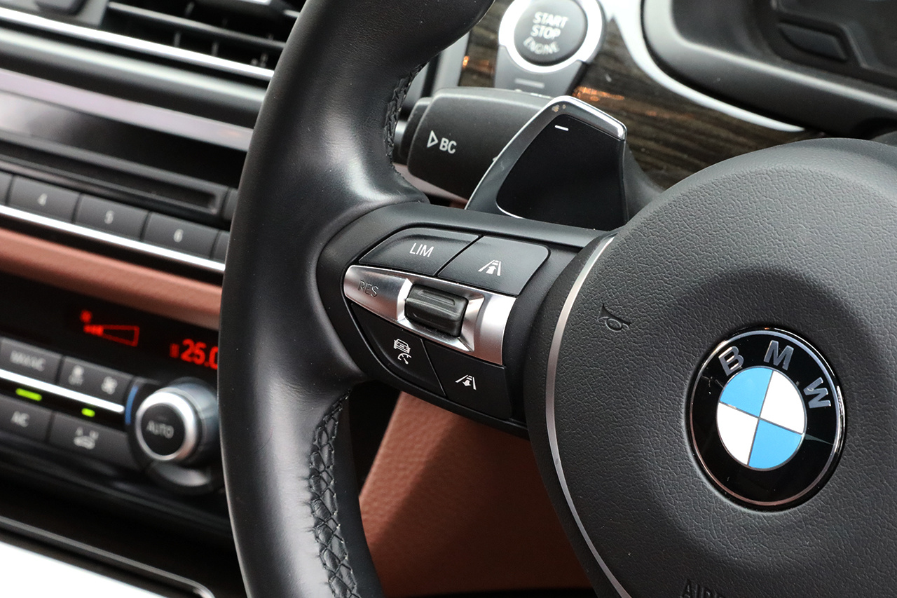 2016 BMW 5 SERIES 523I TOURING M SPOILER WG