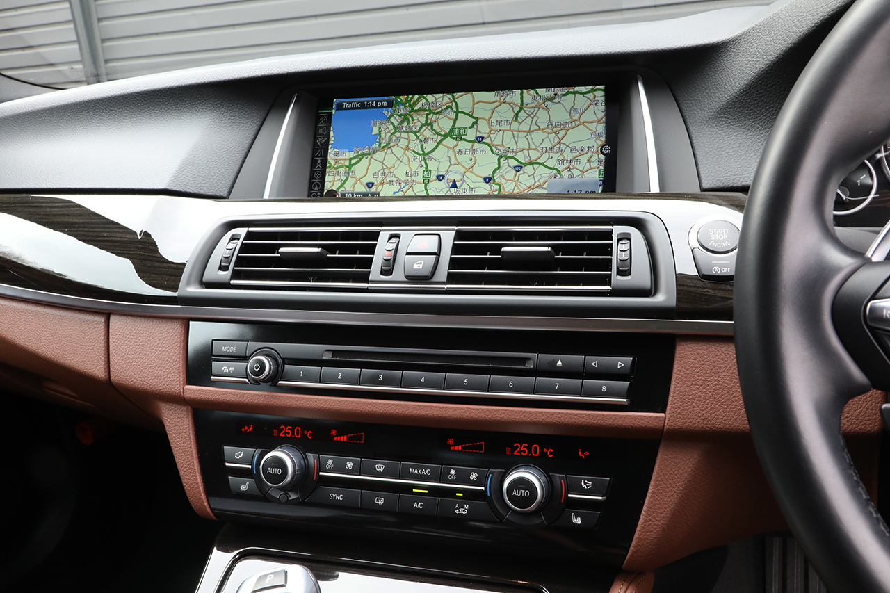 2016 BMW 5 SERIES 523I TOURING M SPOILER WG