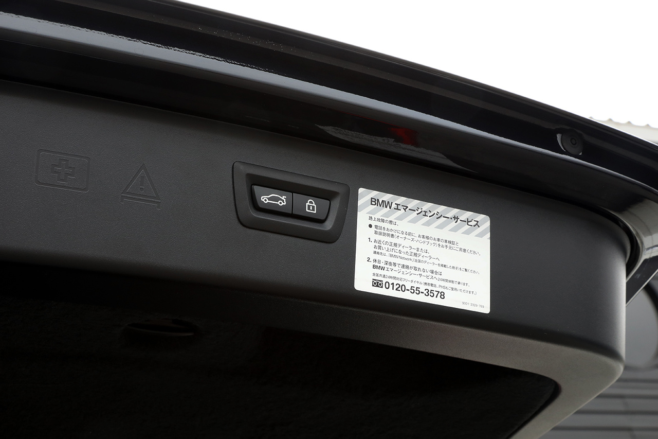 2016 BMW 5 SERIES 523I TOURING M SPOILER WG