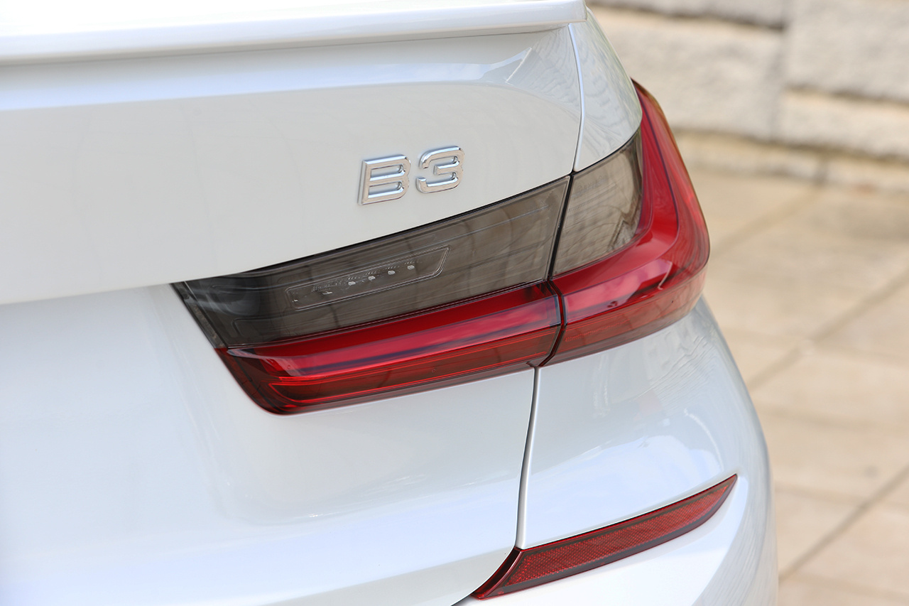 2021 BMW Alpina B3 