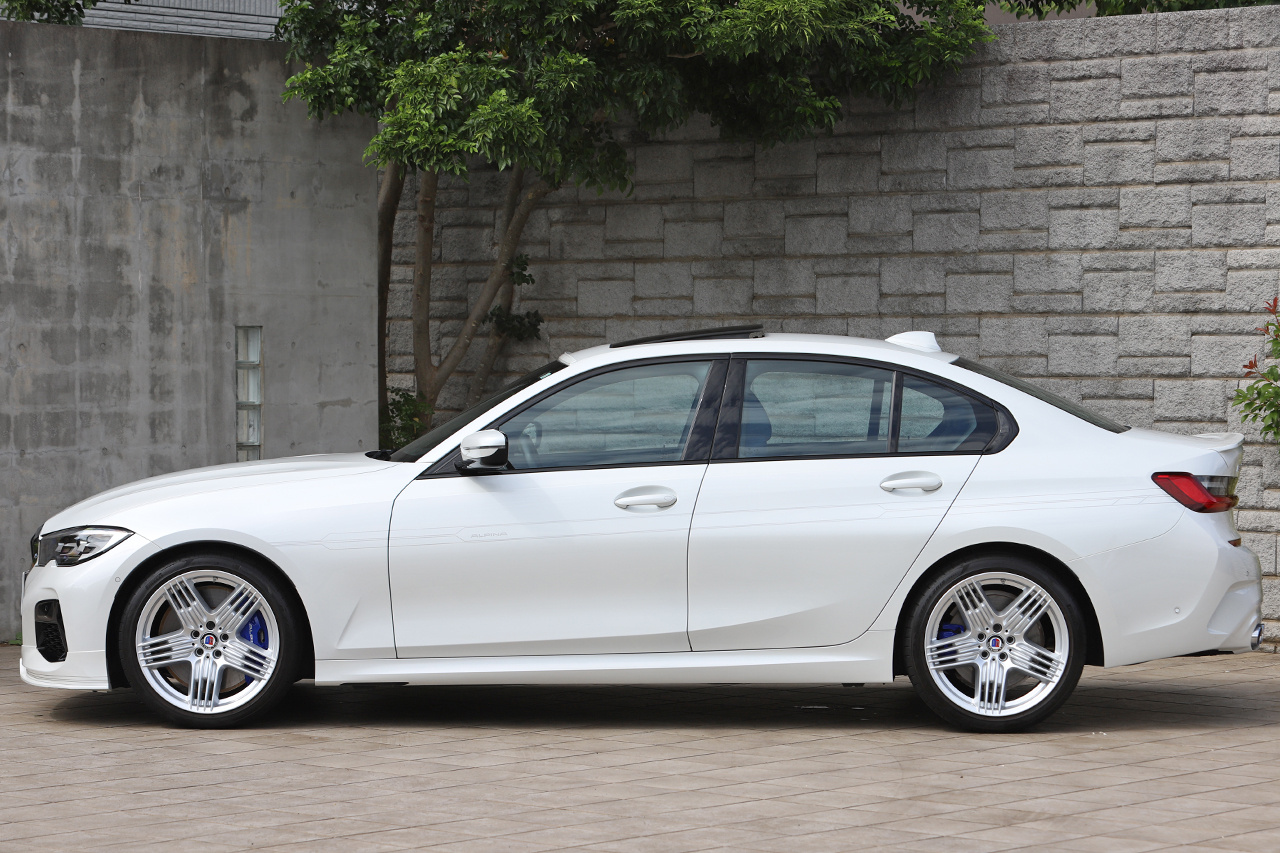 2021 BMW Alpina B3 