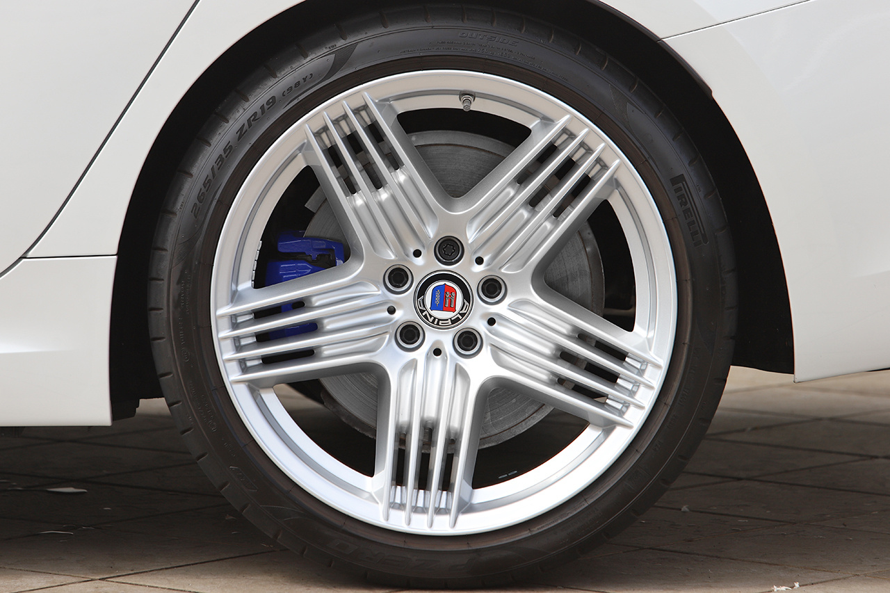 2021 BMW Alpina B3 