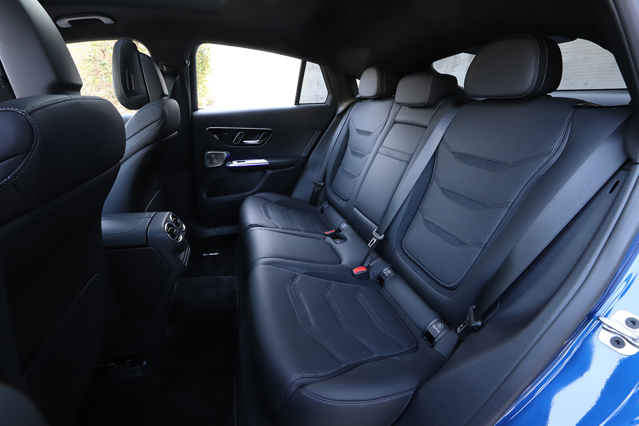 2025 Mercedes-AMG glc-class 