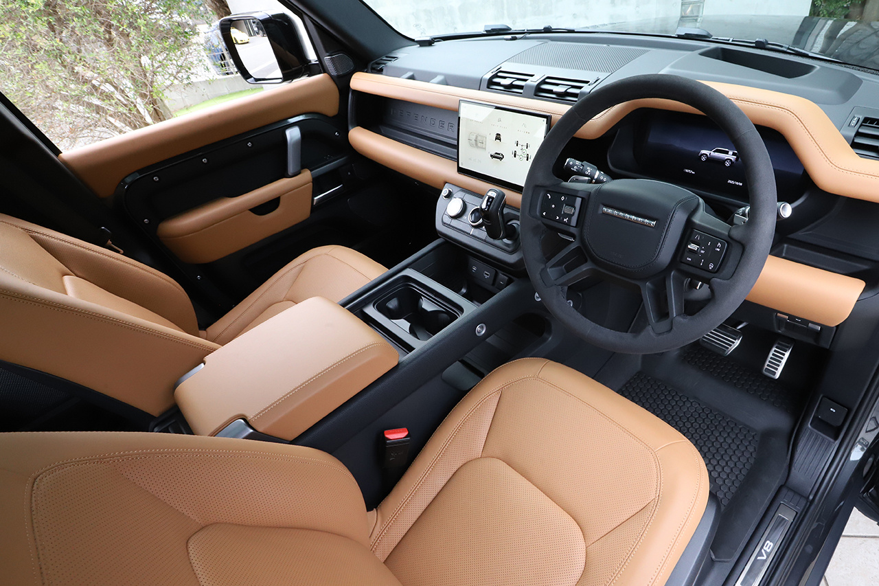 2024 Land Rover DEFENDER 