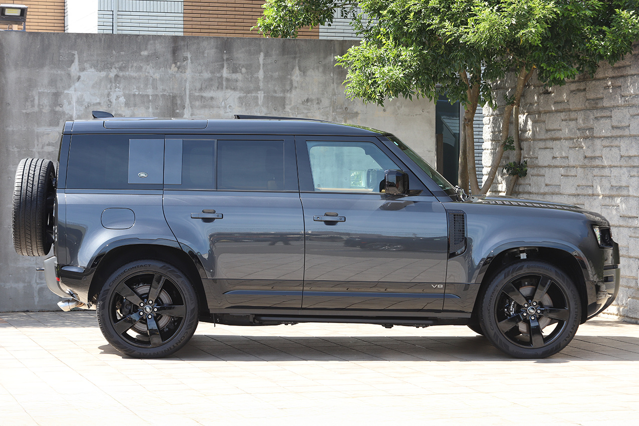 2024 Land Rover DEFENDER 