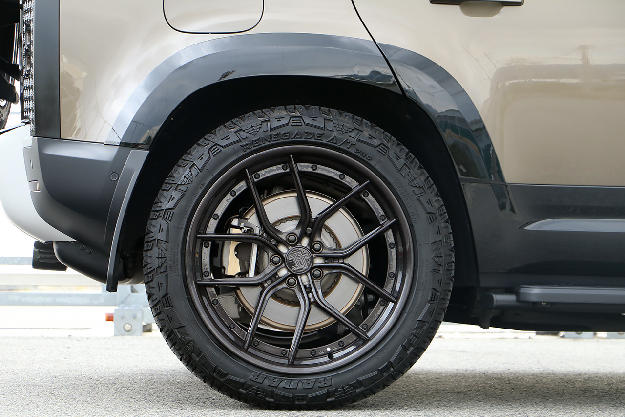 2023 Land Rover DEFENDER null