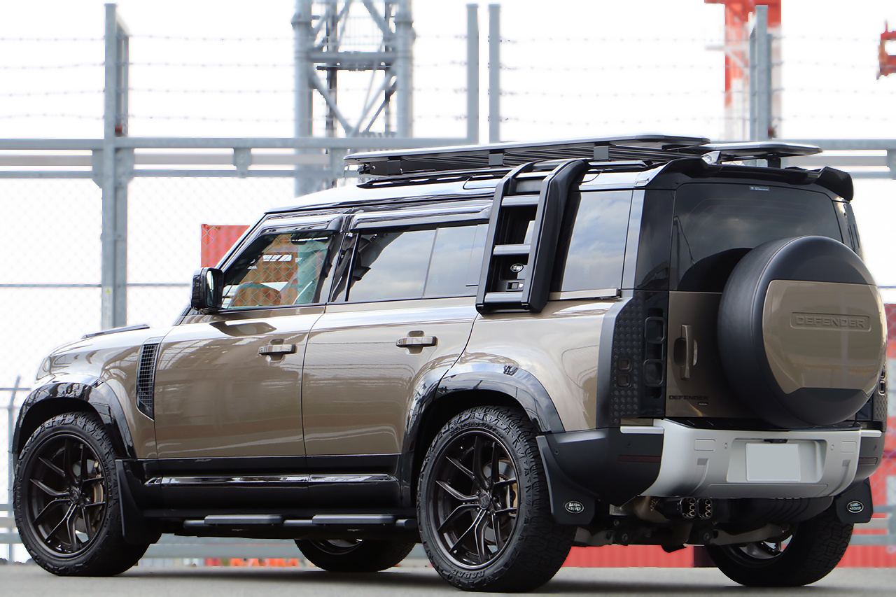 2023 Land Rover DEFENDER null