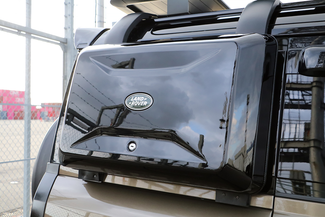 2023 Land Rover DEFENDER null