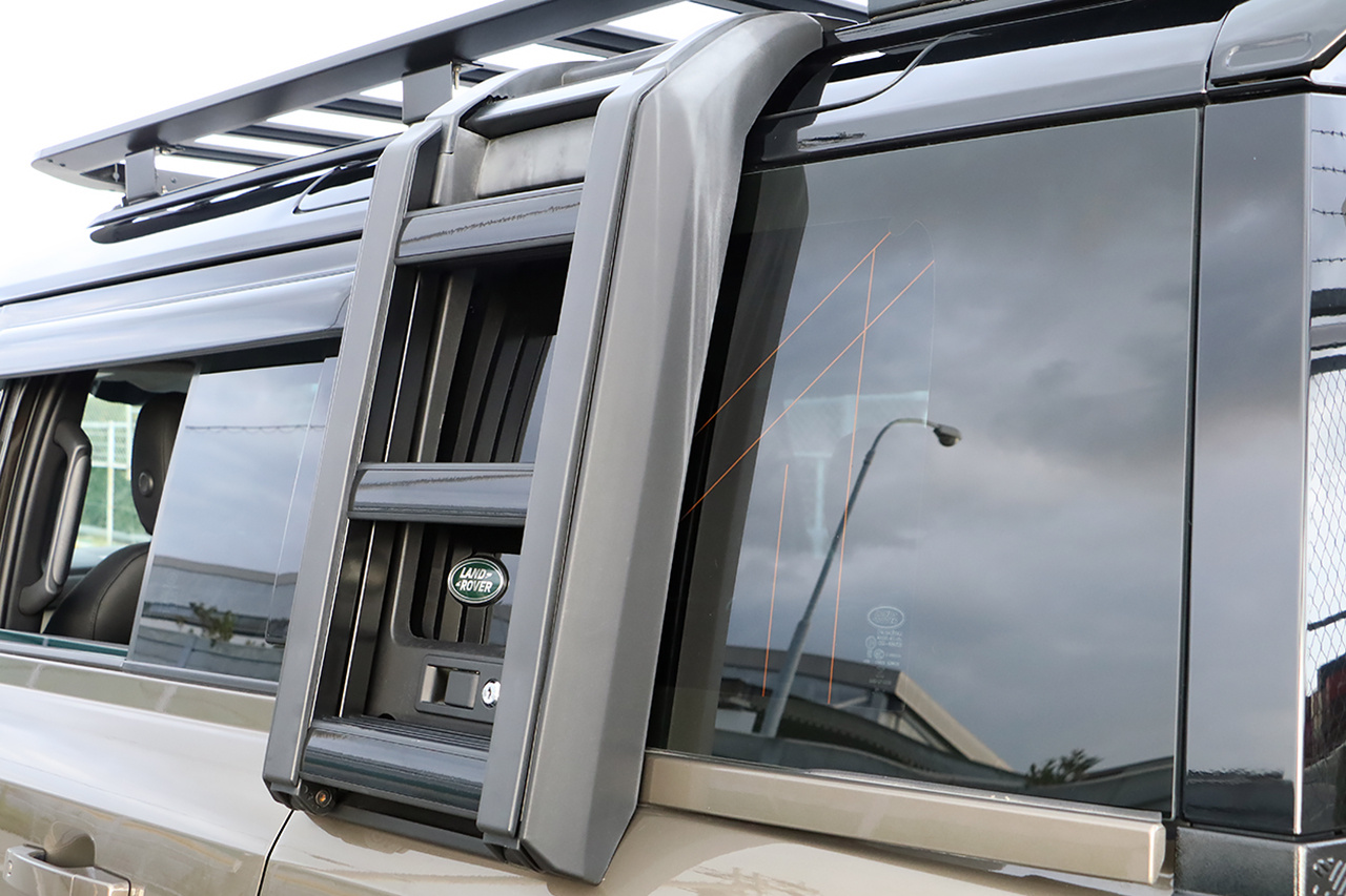 2023 Land Rover DEFENDER null