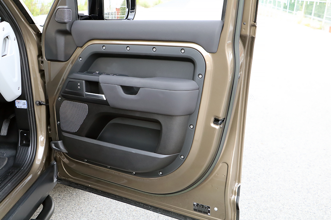 2023 Land Rover DEFENDER null