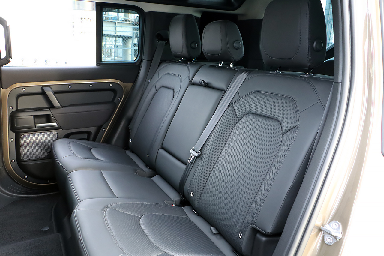 2023 Land Rover DEFENDER null