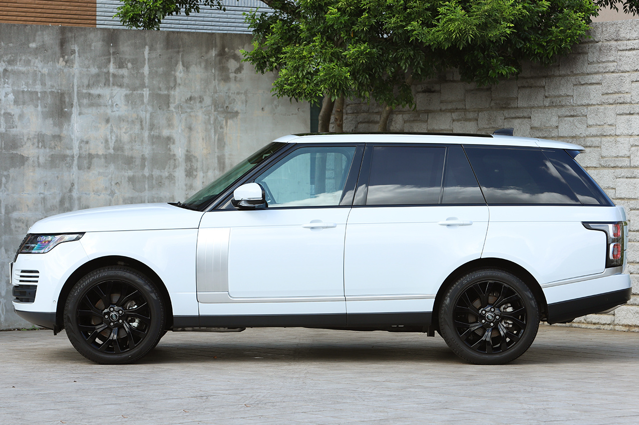 2020 Land Rover RANGE ROVER null