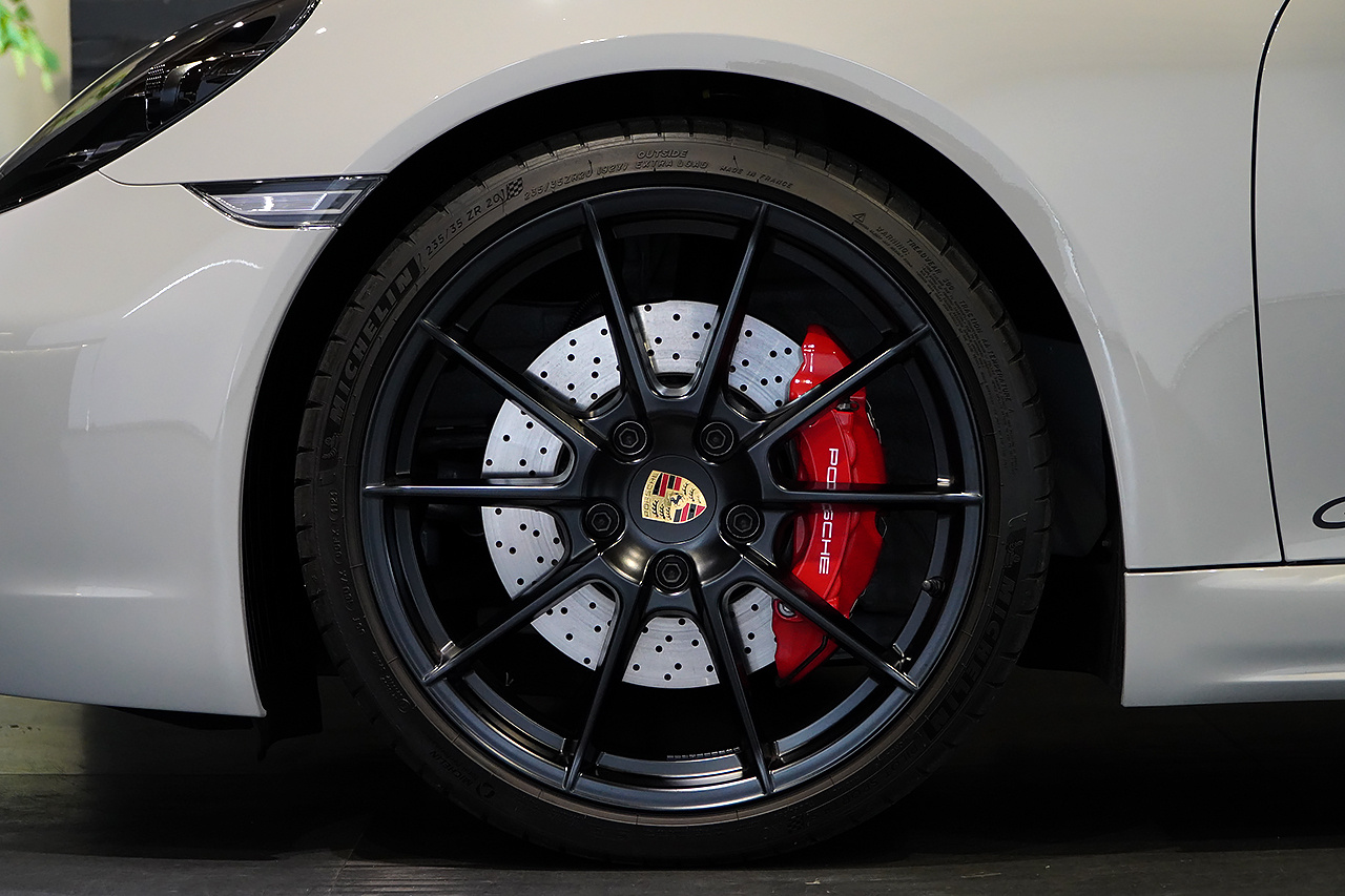 2025 Porsche 718 BOXSTER null