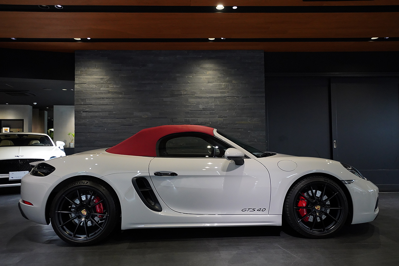 2025 Porsche 718 BOXSTER null