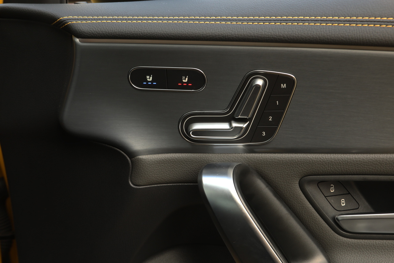 2020 Mercedes-AMG A-CLASS null