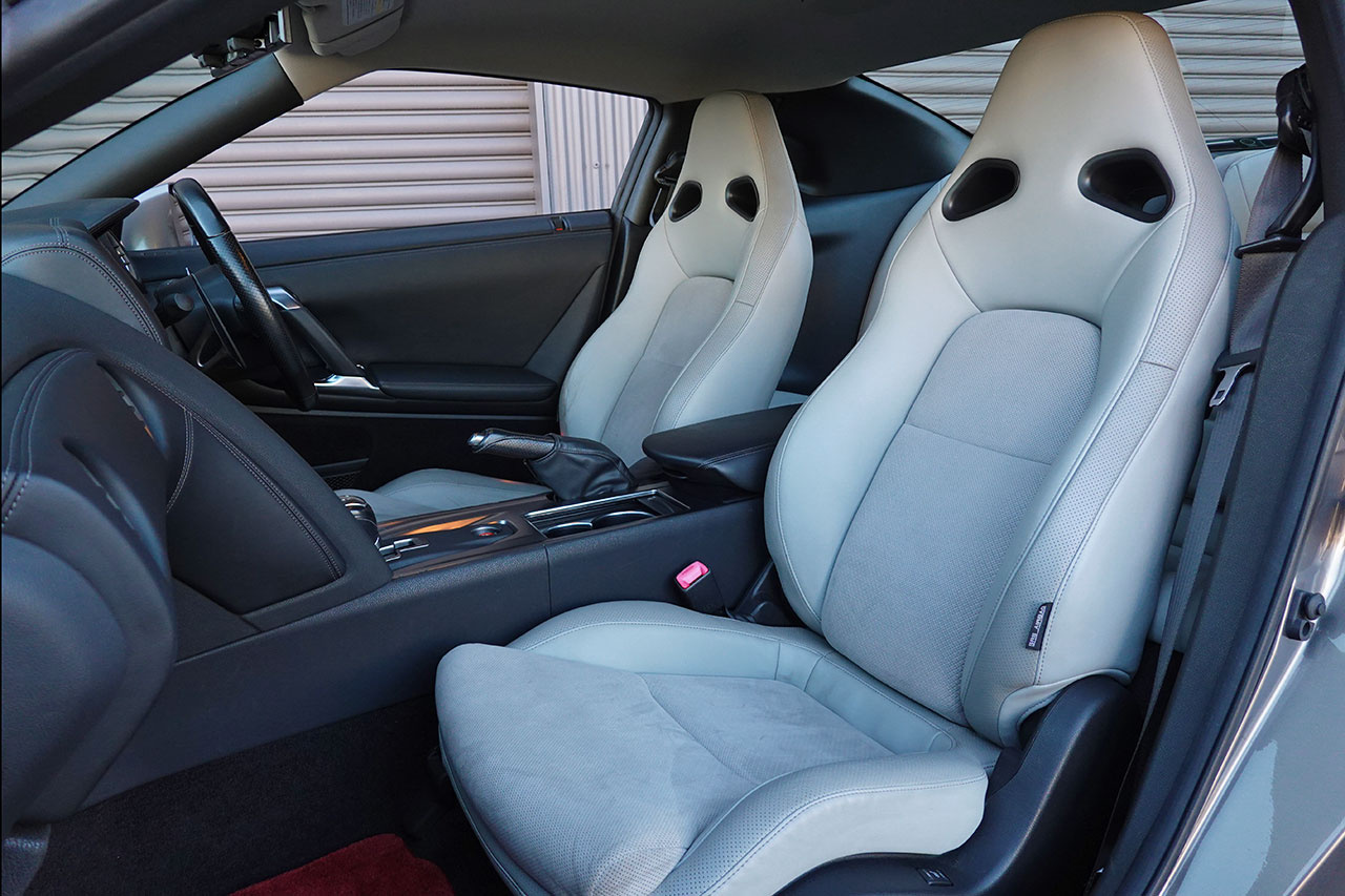 2010 Nissan GT-R R35 GT-R Premium Edition, Titanium Gray, NISMO Front Under Spoiler・Side Skirts・Rear Under Spoiler