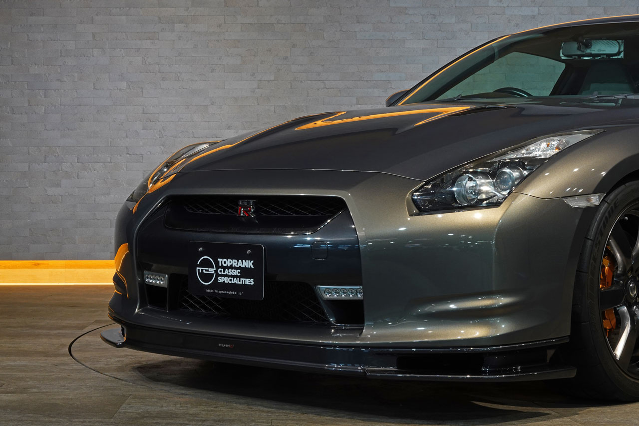 2010 Nissan GT-R R35 GT-R Premium Edition, Titanium Gray, NISMO Front Under Spoiler・Side Skirts・Rear Under Spoiler