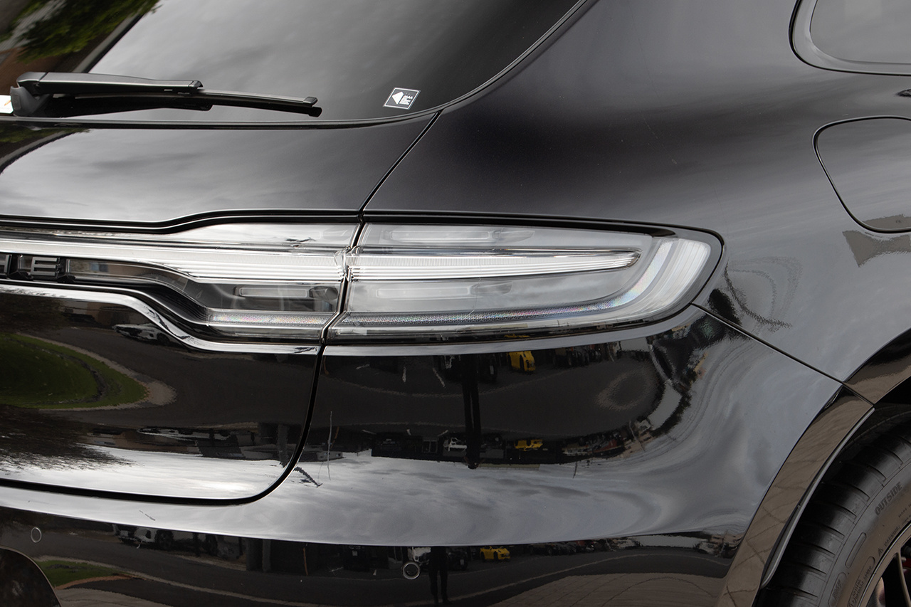 2021 Porsche MACAN null