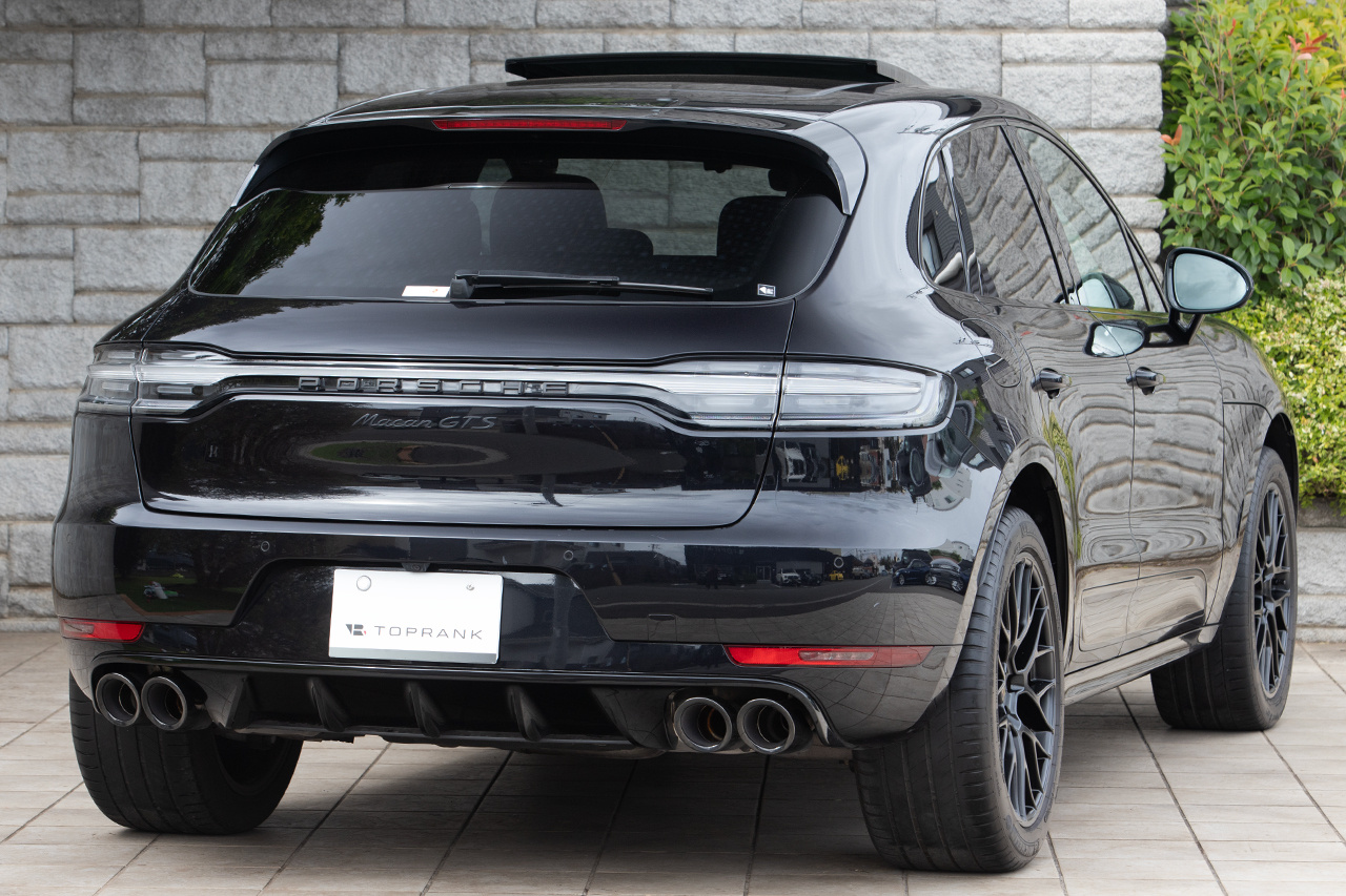 2021 Porsche MACAN null