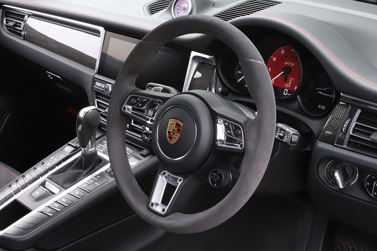 2021 Porsche MACAN null