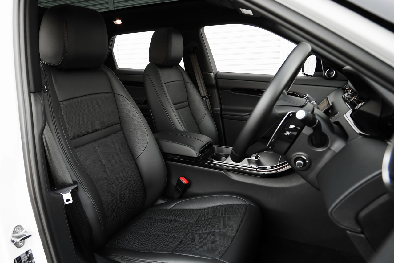 2025 Land Rover RANGE ROVER EVOQUE null