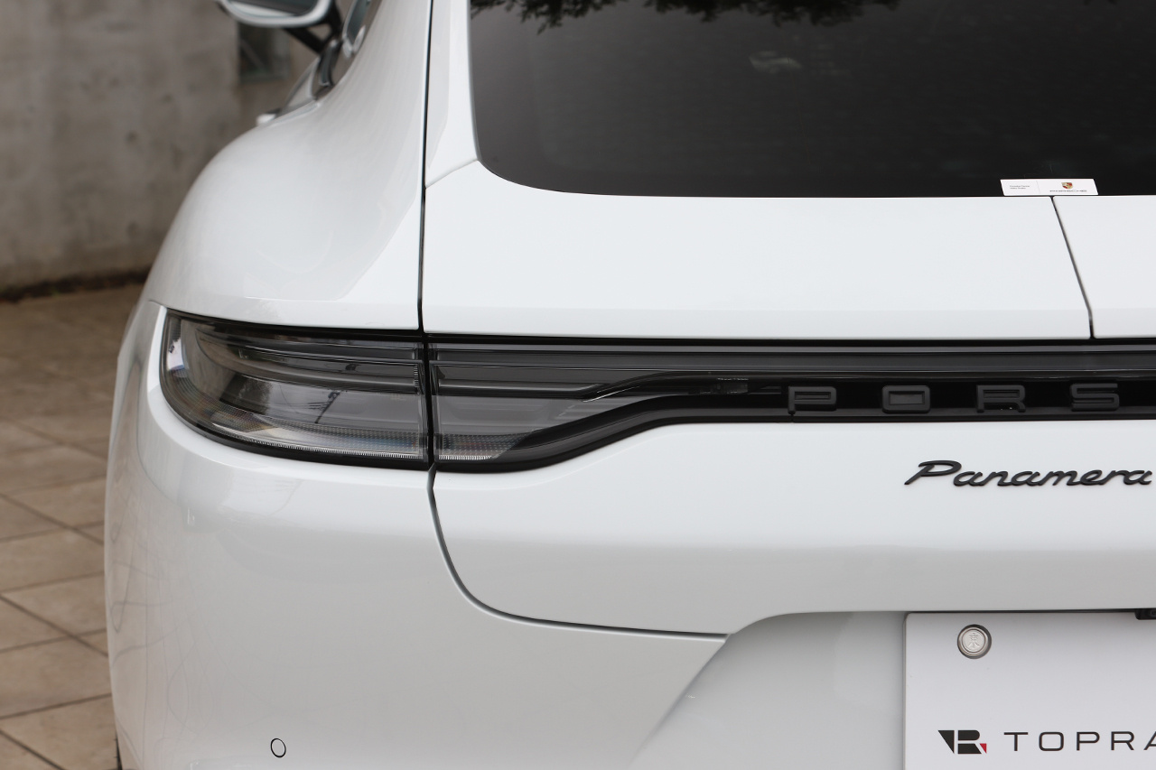 2024 Porsche PANAMERA null