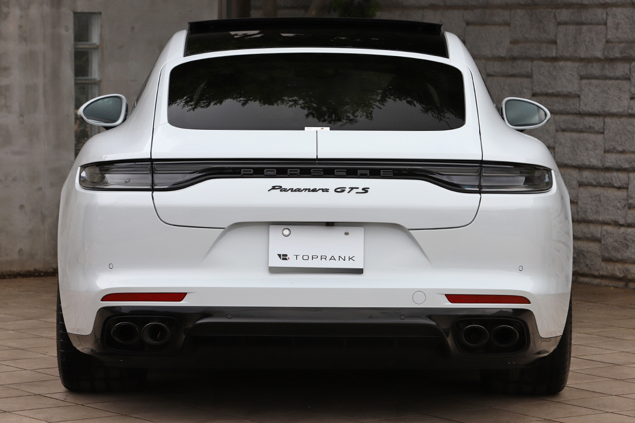 2024 Porsche PANAMERA null