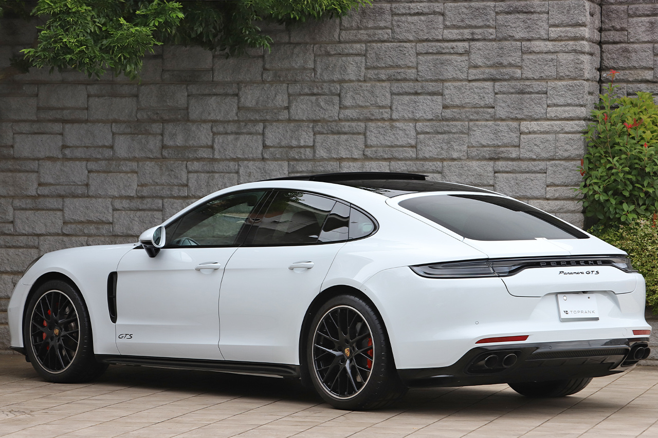2024 Porsche PANAMERA null