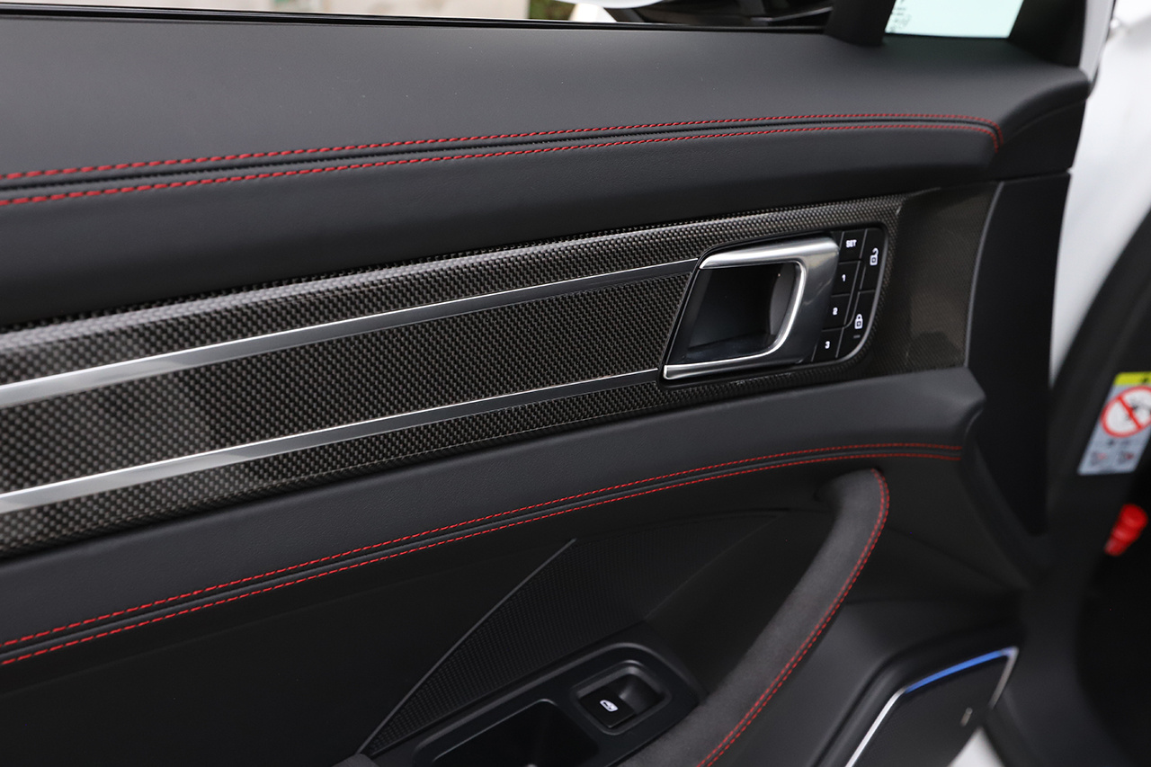 2024 Porsche PANAMERA null