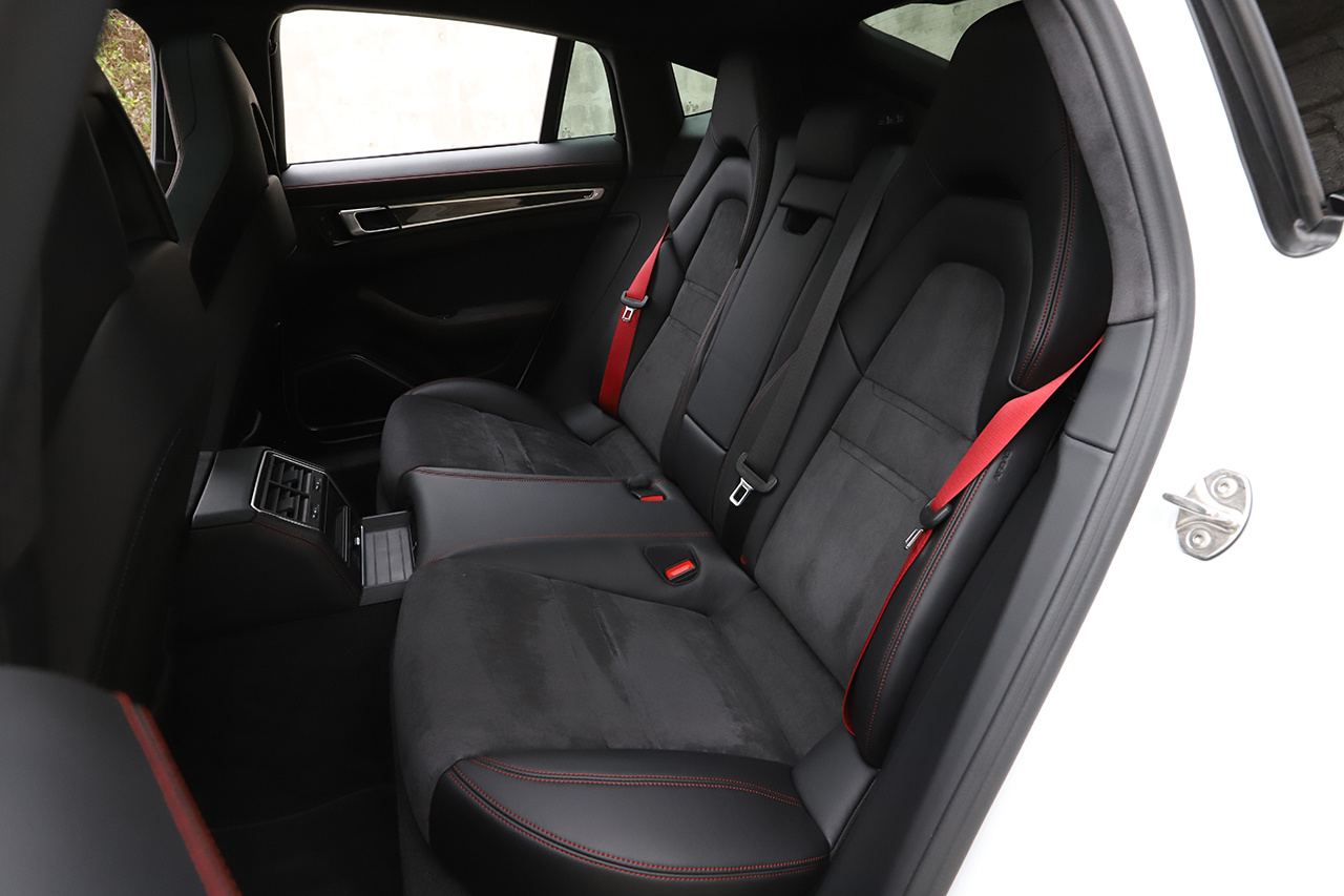 2024 Porsche PANAMERA null