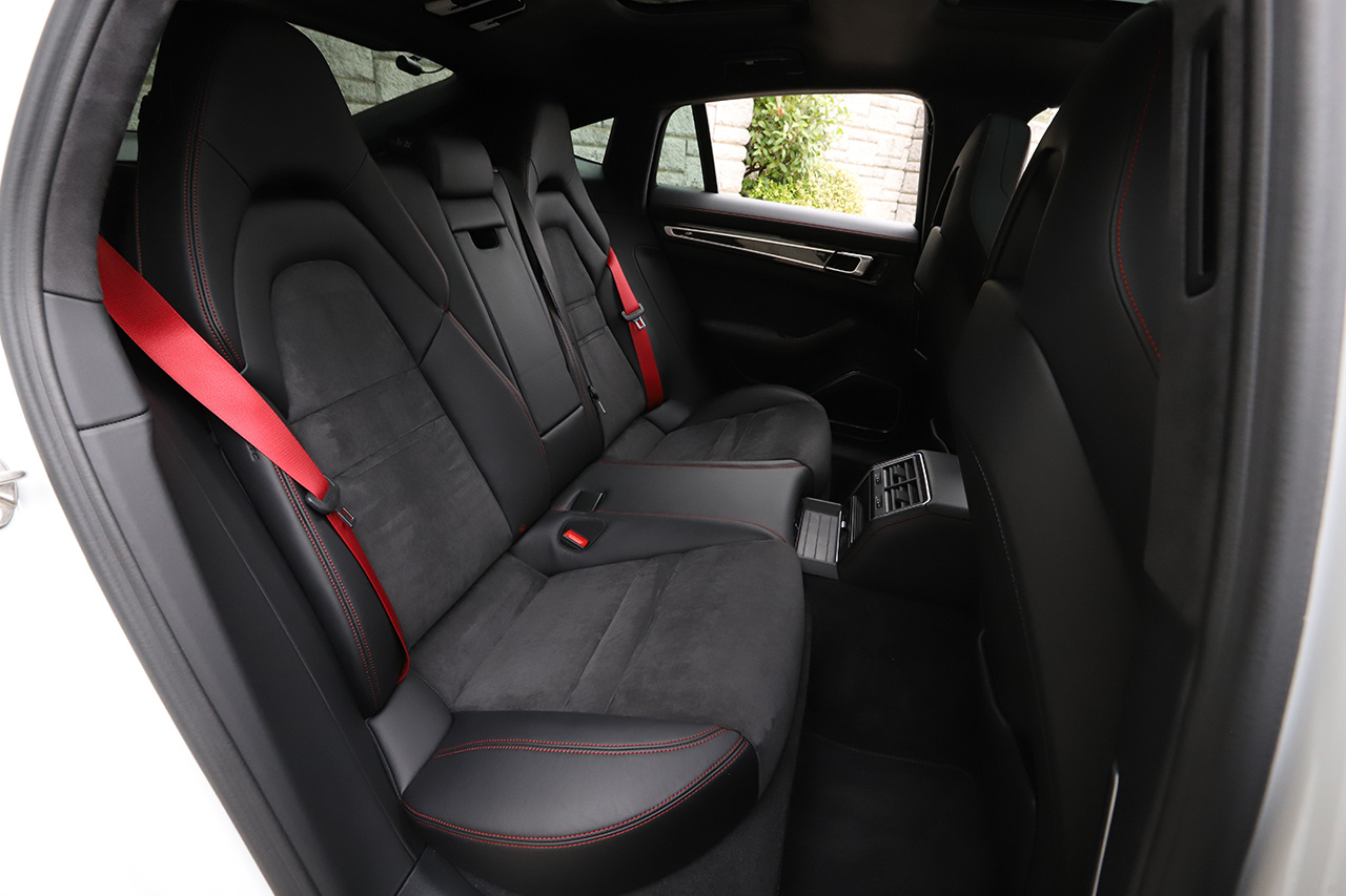 2024 Porsche PANAMERA null